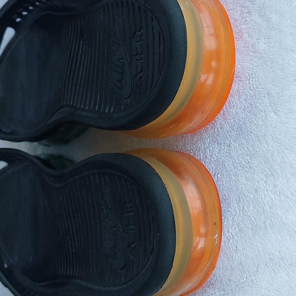 NIKE Air Max Sandals - Picture 5 of 7